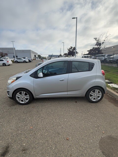 2014 Chevrolet Spark 1LT photo 4