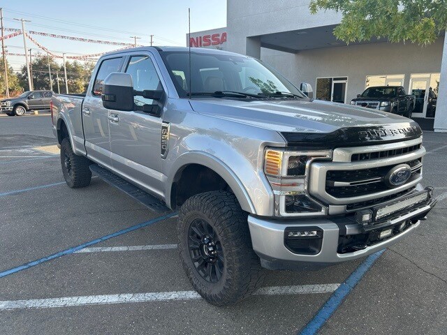 2022 Ford F-250 Lariat photo 3