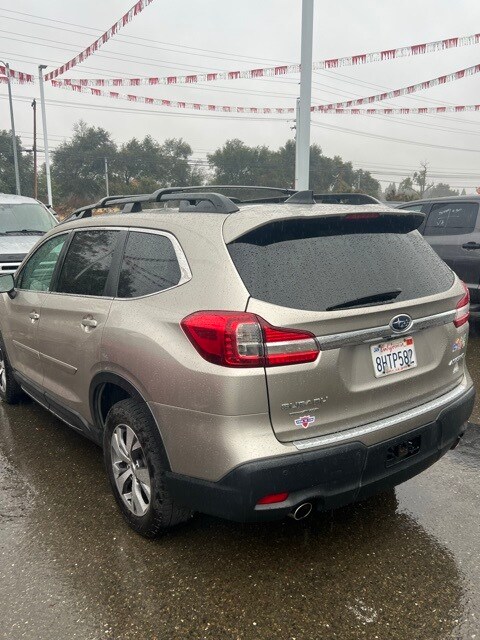 2019 Subaru Ascent Premium photo 4