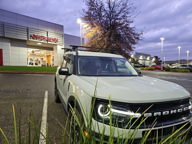 2023 Ford Bronco Sport Outer Banks photo 2