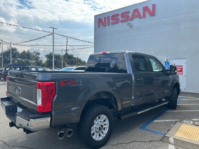 2019 Ford F-250 XLT photo 4