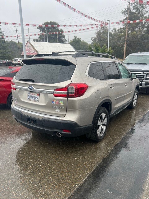 2019 Subaru Ascent Premium photo 3