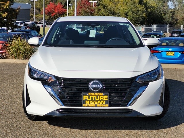 2025 Nissan Sentra SV photo 2