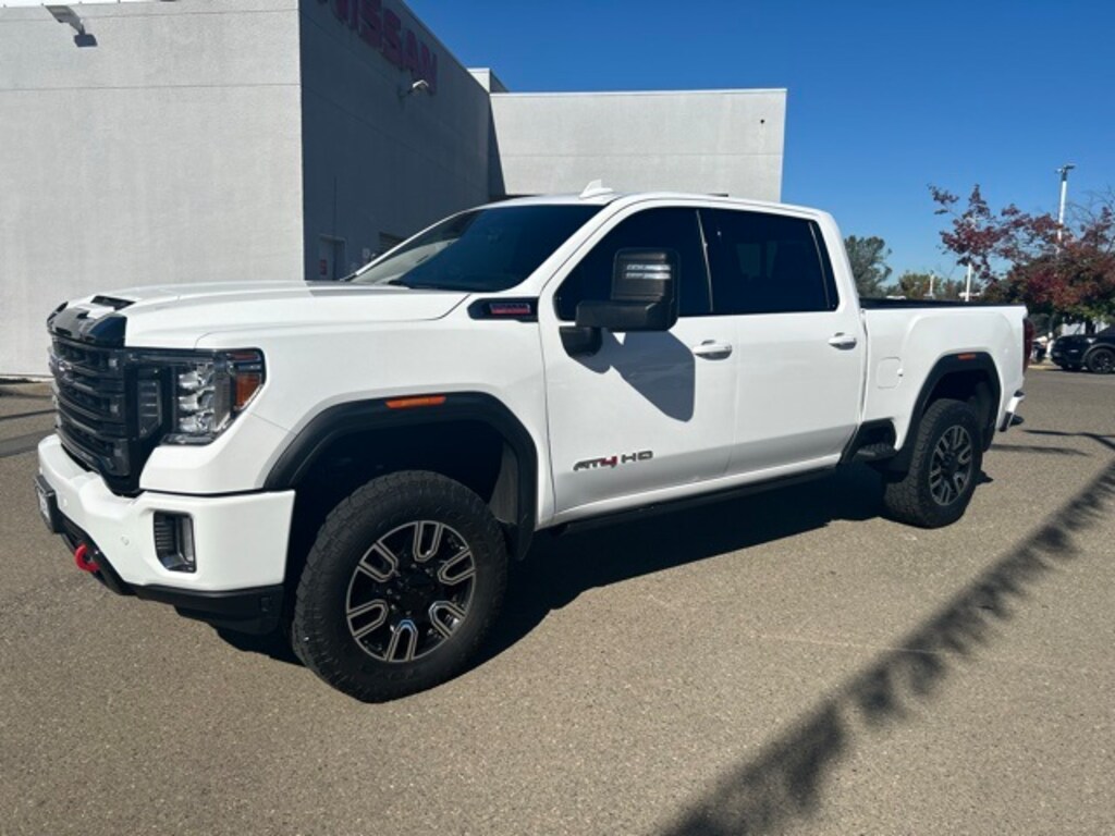 Used 2020 GMC Sierra 2500HD AT4 Truck Crew Cab