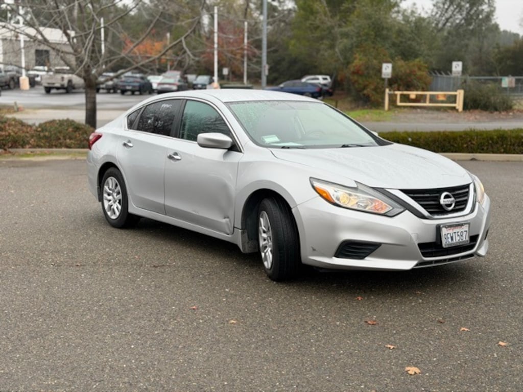 Used 2018 Nissan Altima 2.5 SR Sedan