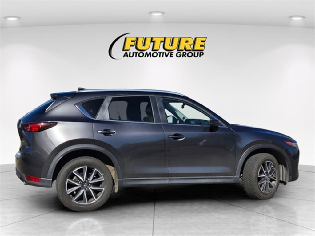 Used 2018 Mazda Mazda CX-5 Touring SUV