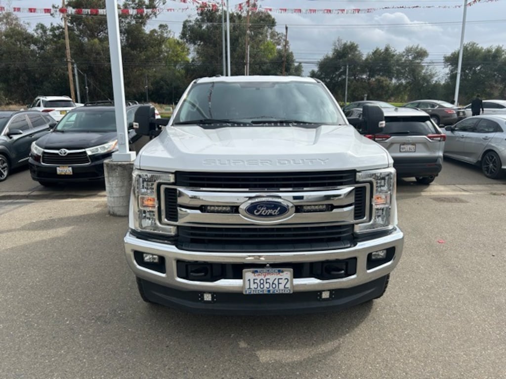 Used 2017 Ford F-250  Truck Crew Cab