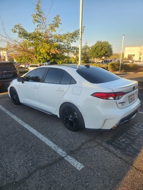 2022 Toyota Corolla SE photo 2