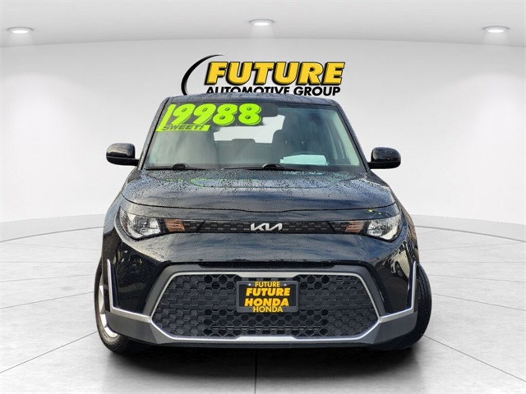 Used 2023 Kia Soul LX Hatchback