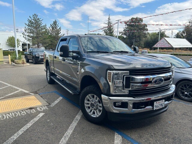 2019 Ford F-250 XLT photo 2