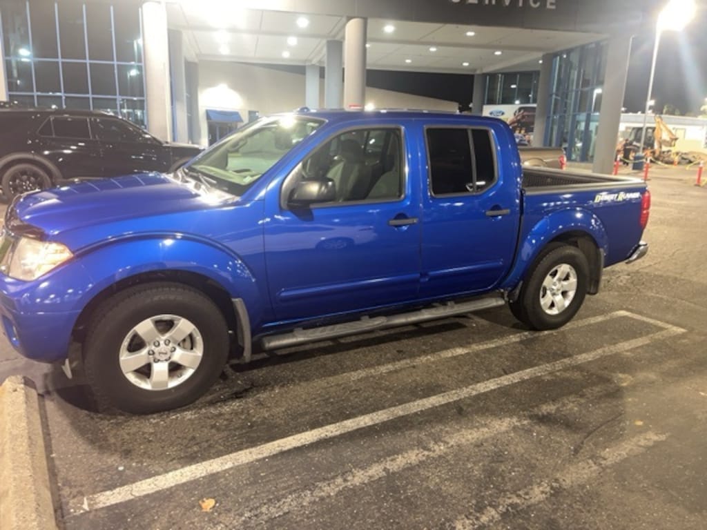 Used 2013 Nissan Frontier SV Truck Crew Cab
