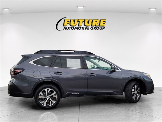 2020 Subaru Outback Limited photo 3