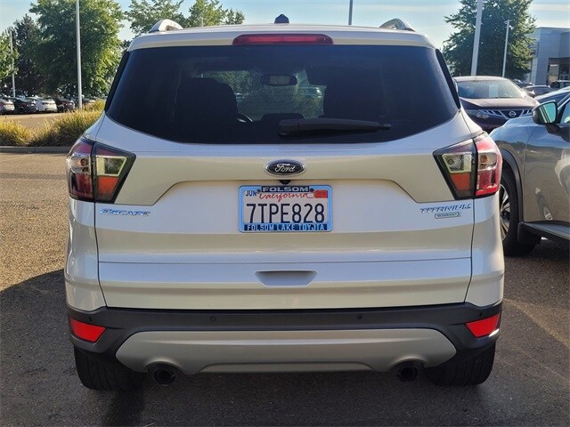2017 Ford Escape Titanium photo 4