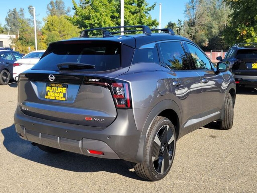 New 2026 Nissan Kicks SR SUV