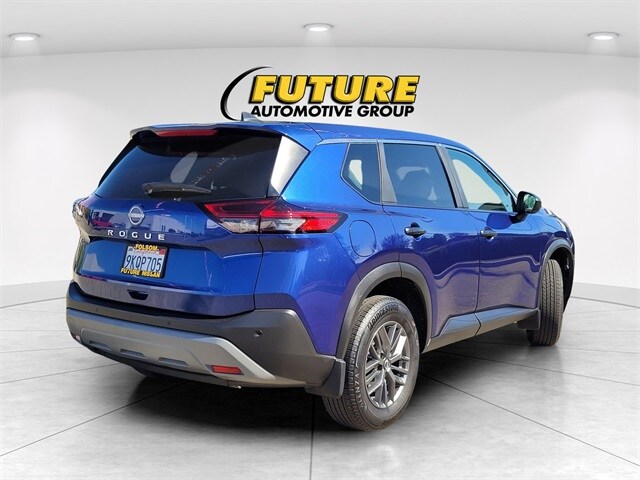 2023 Nissan Rogue S photo 3