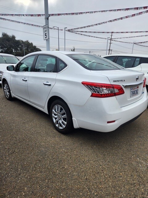 2014 Nissan Sentra S photo 3