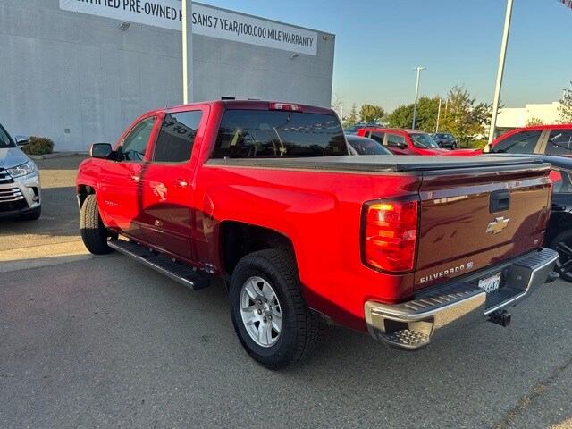2018 Chevrolet Silverado 1500 LT photo 3