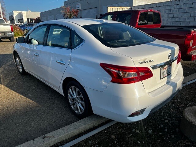 2017 Nissan Sentra SV photo 4