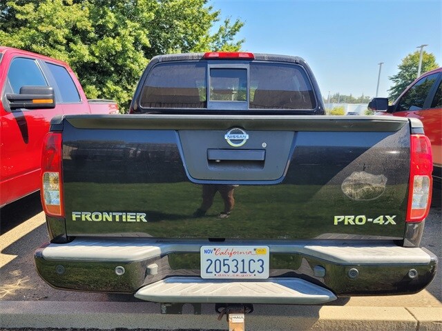2016 Nissan Frontier PRO-4X photo 3