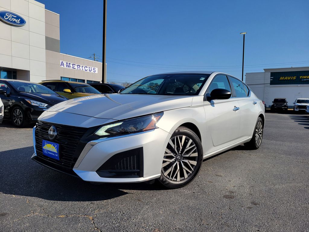 2024 Nissan Altima SV