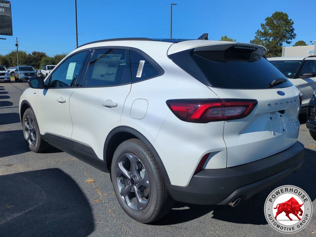 2026 Ford Escape ST-Line - Photo 6