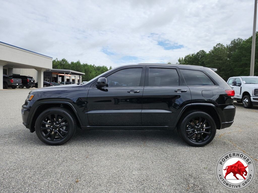 Used 2020 Jeep Grand Cherokee Altitude SUV