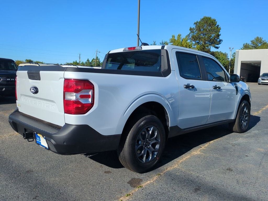 New 2025 Ford Maverick XLT Truck