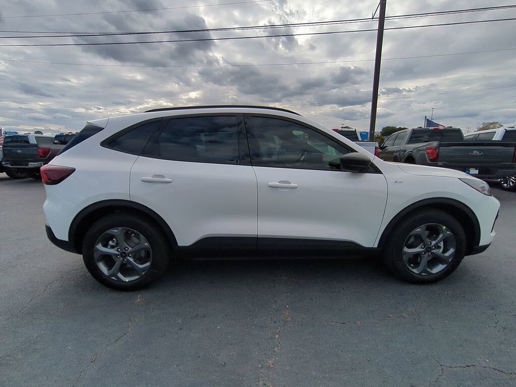 New 2026 Ford Escape ST-Line SUV