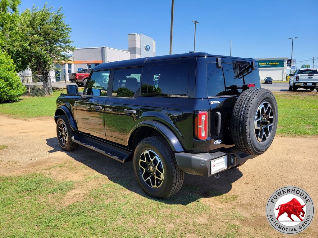 New 2026 Ford Bronco Outer Banks SUV