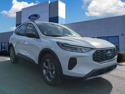 2026 Ford Escape ST-Line SUV