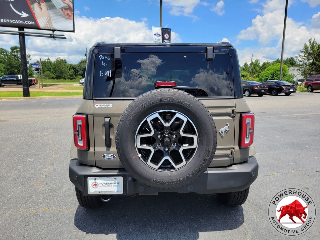 New 2026 Ford Bronco Outer Banks SUV