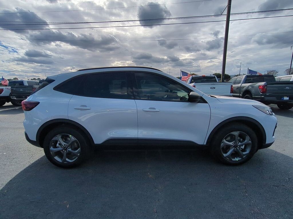 New 2026 Ford Escape ST-Line SUV
