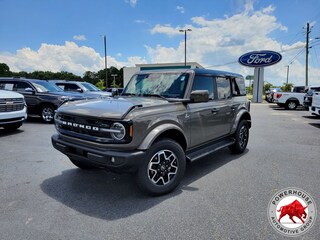2026 Ford Bronco Outer Banks SUV