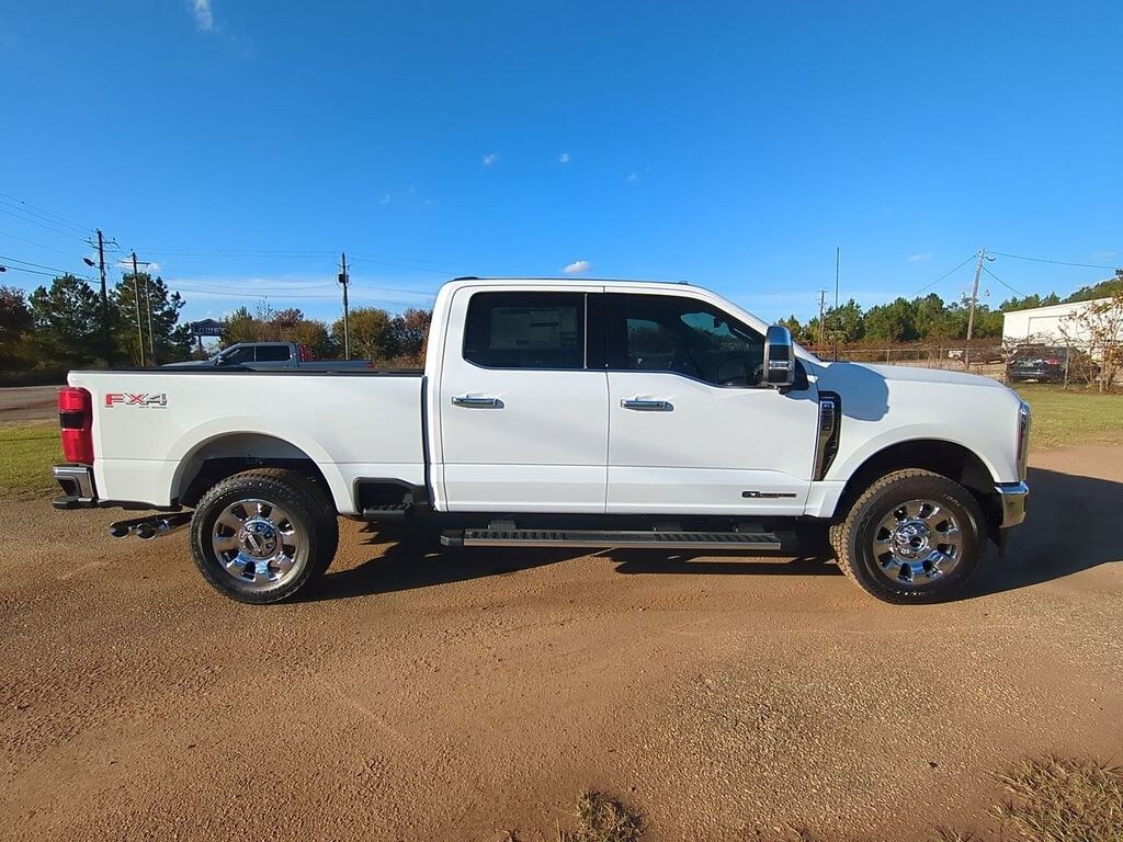 New 2026 Ford F-250SD Lariat Truck