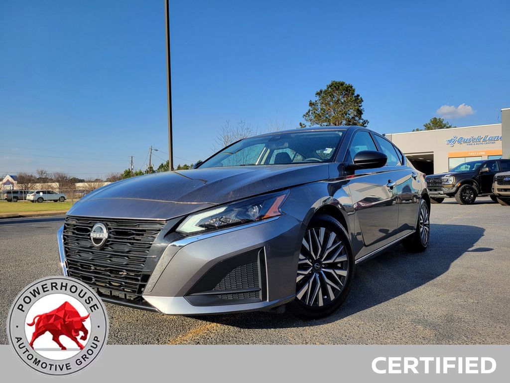 2024 Nissan Altima SV