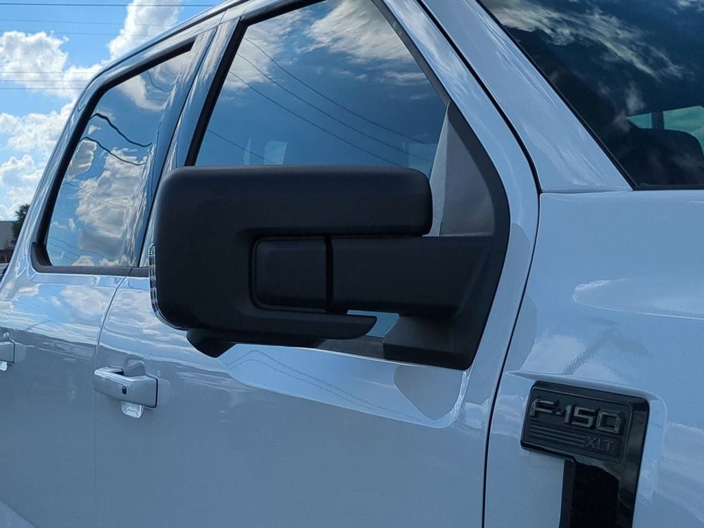 2025 Ford F-150 XLT - Photo 11