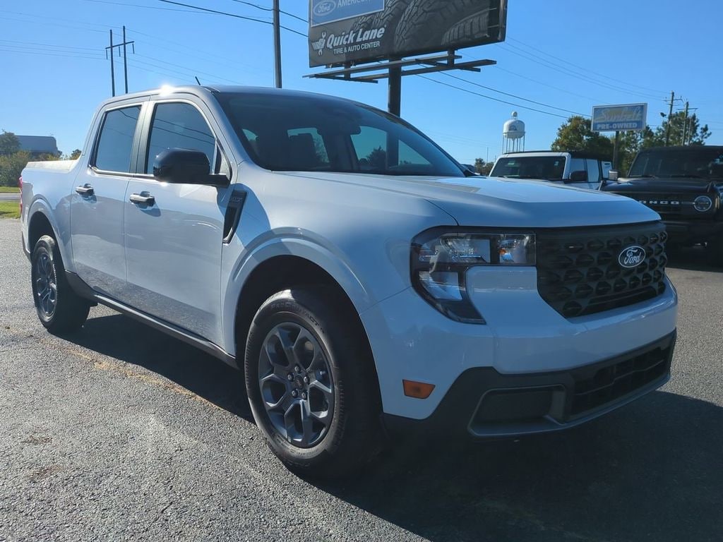 New 2025 Ford Maverick XLT Truck