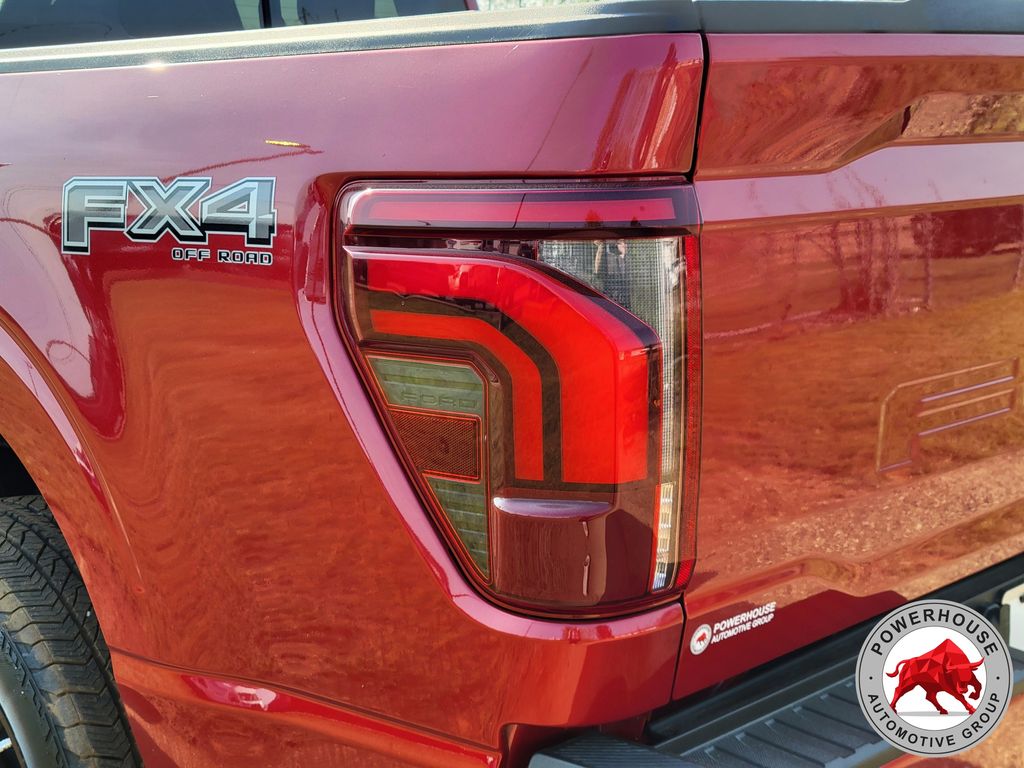 2025 Ford F-150 Lariat - Photo 12