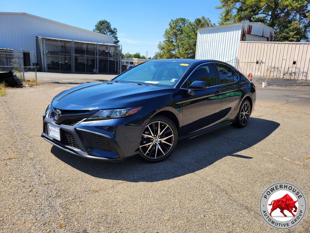 Used 2021 Toyota Camry SE with VIN 4T1G11AK0MU611559 for sale in Americus, GA