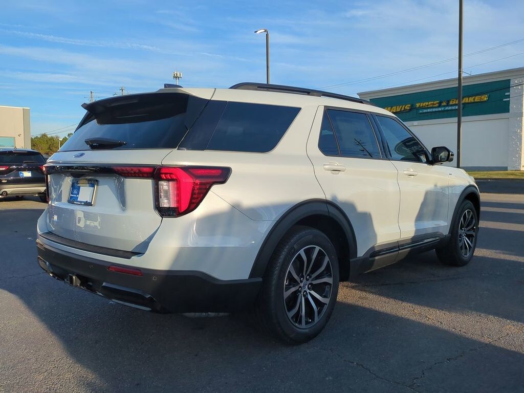 New 2026 Ford Explorer ST-Line SUV