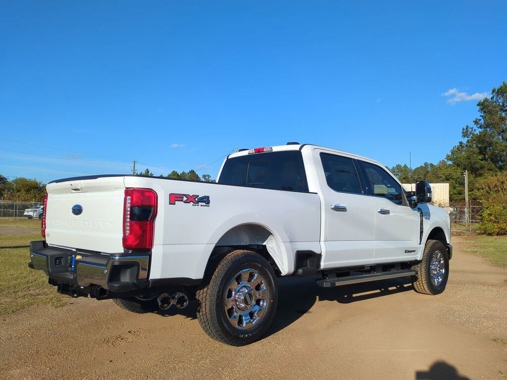 New 2026 Ford F-250SD Lariat Truck