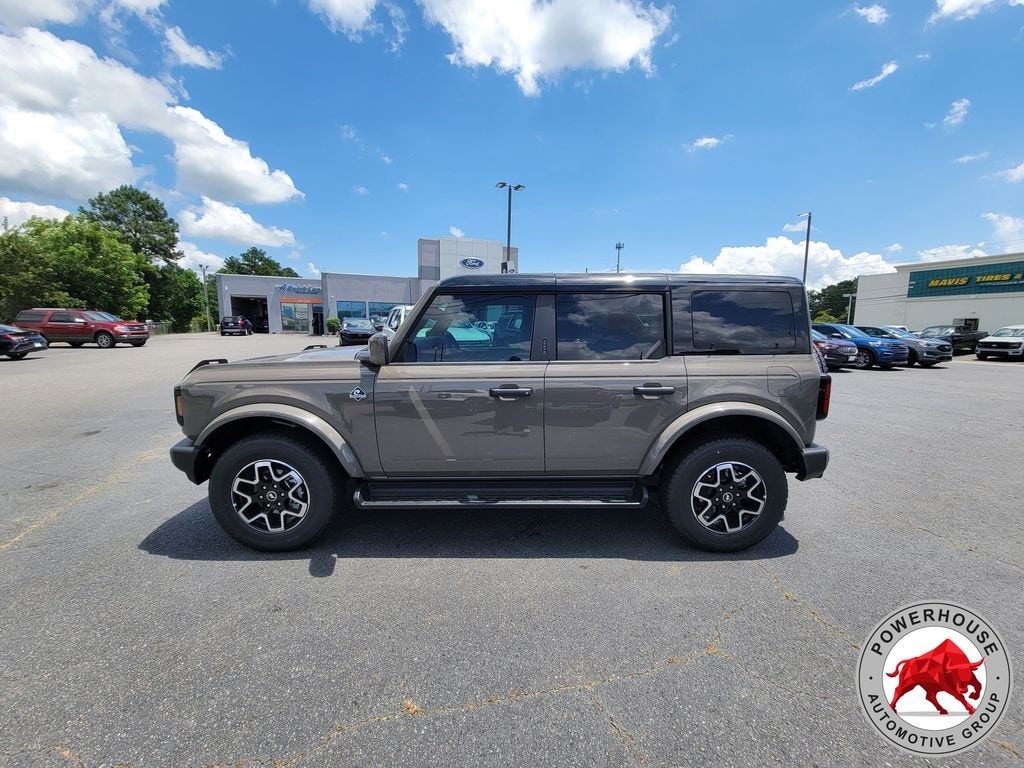 New 2026 Ford Bronco Outer Banks SUV