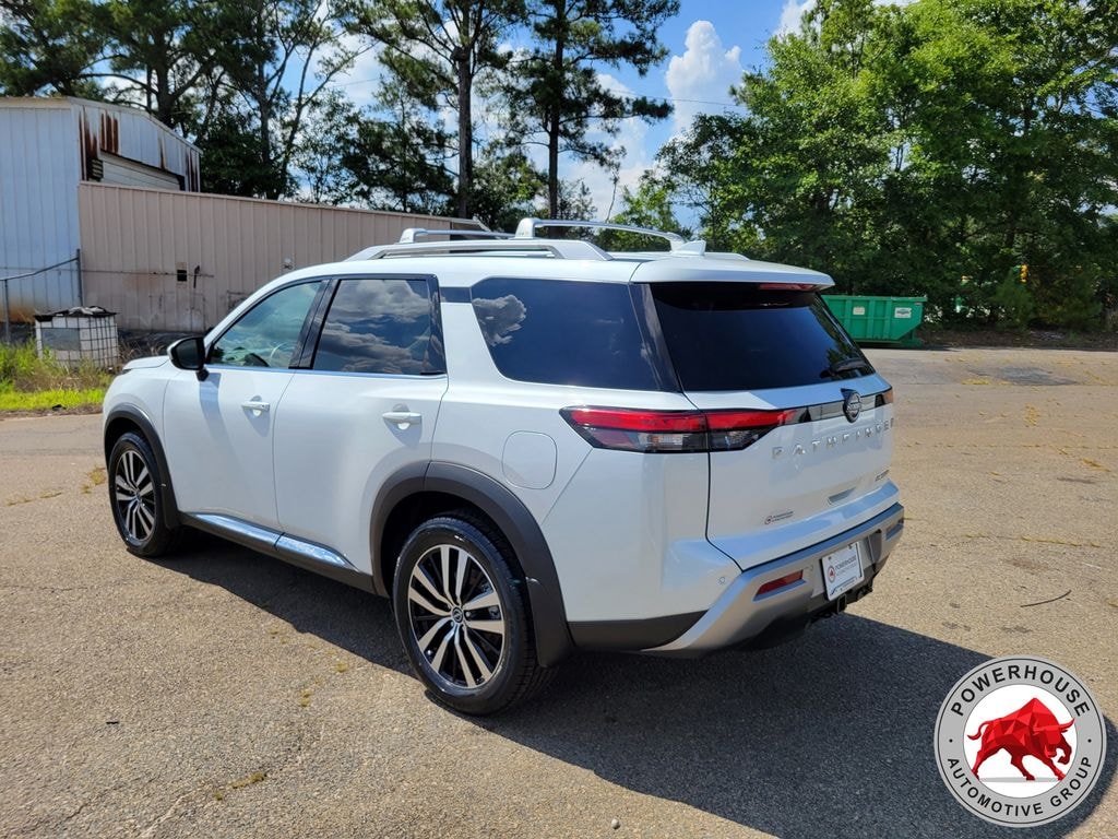 Used 2025 Nissan Pathfinder Platinum SUV