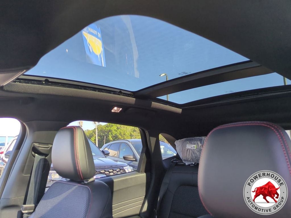 2026 Ford Escape ST-Line - Photo 22