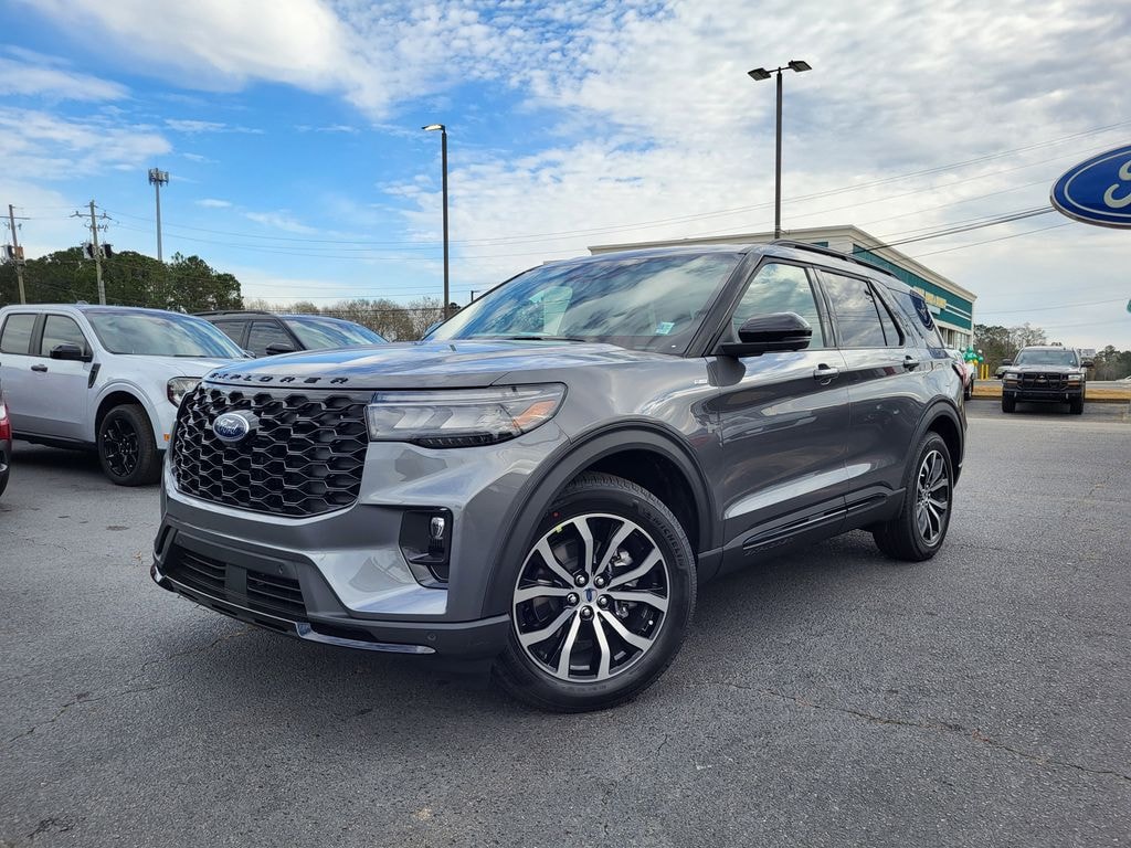 New 2026 Ford Explorer ST-Line SUV
