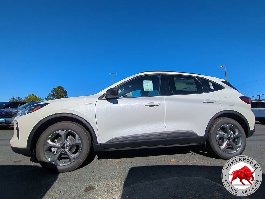 2026 Ford Escape ST-Line - Photo 7