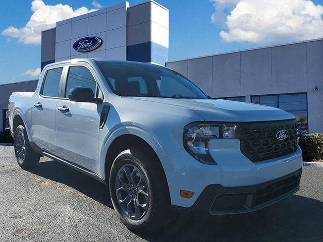 2025 Ford Maverick XLT's photo