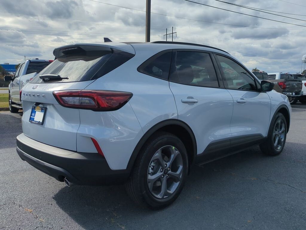New 2026 Ford Escape ST-Line SUV