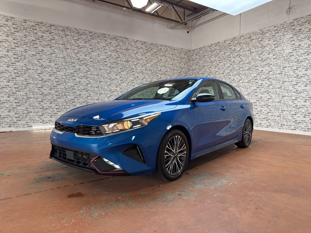 2024 Kia Forte GT-Line photo 3