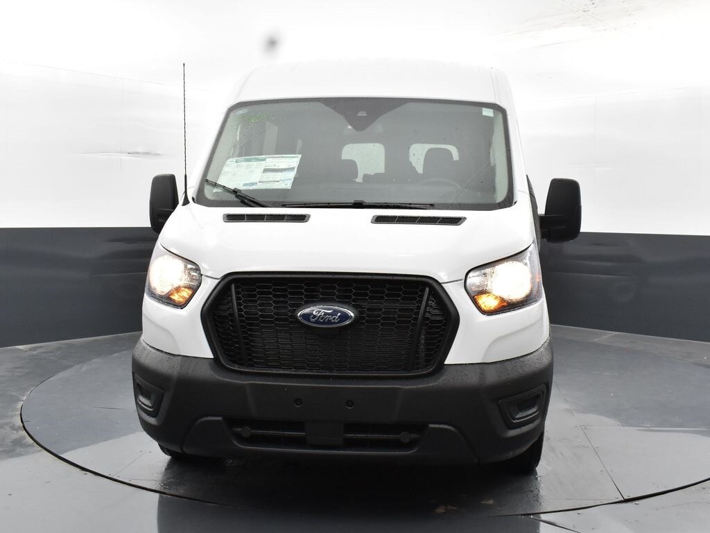 2025 Ford Transit photo 2